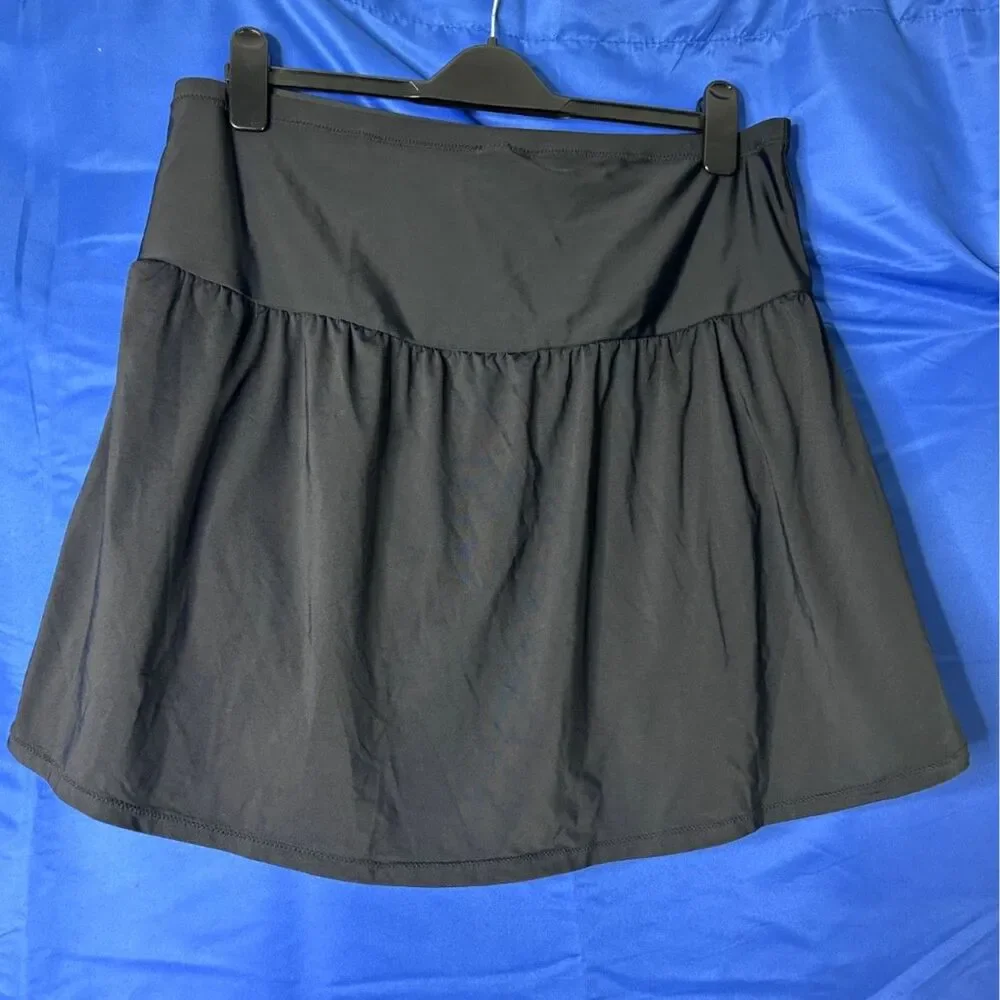 Leilani Plus Womens Black Swim Skirt Sz 22W Stretch Swimwear Flattering Mini